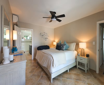 Luxury Villa Photo #27