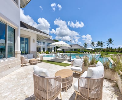 Luxury Villa Photo #8