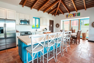 Luxury Villa Photo #5