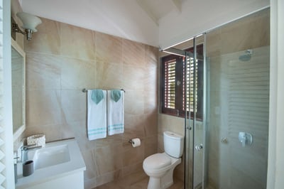 Luxury Villa Photo #11