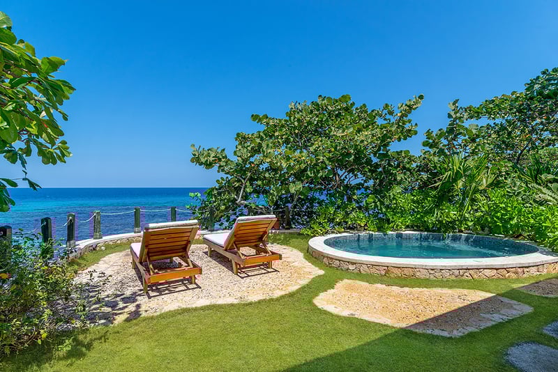 Hidden Bay by the Sea