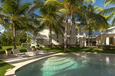 Luxury Villa Photo #7