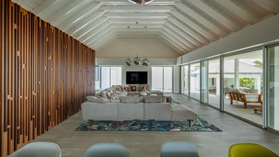 Luxury Villa Photo #24