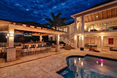 Luxury Villa Photo #5