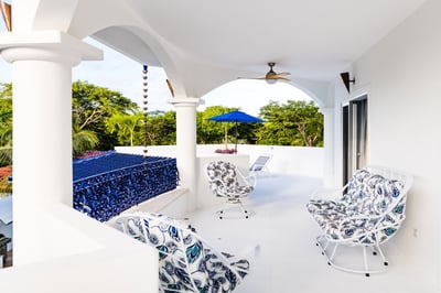 Luxury Villa Photo #17