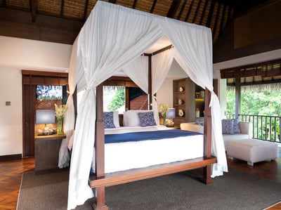 Luxury Villa Photo #18