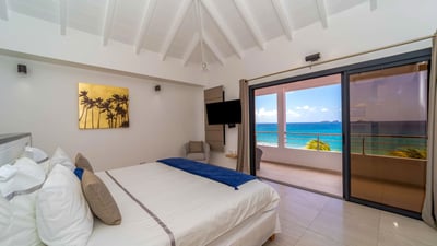 Luxury Villa Photo #34