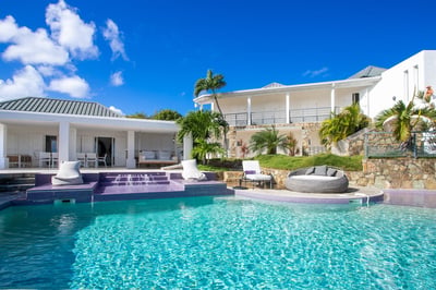 Luxury Villa Photo #2