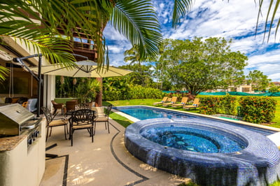 Luxury Villa Photo #9
