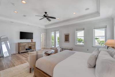 Luxury Villa Photo #16