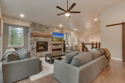 Luxury Villa Photo #3