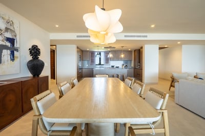 Luxury Villa Photo #12