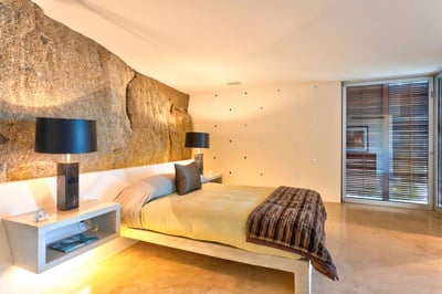 Luxury Villa Photo #42