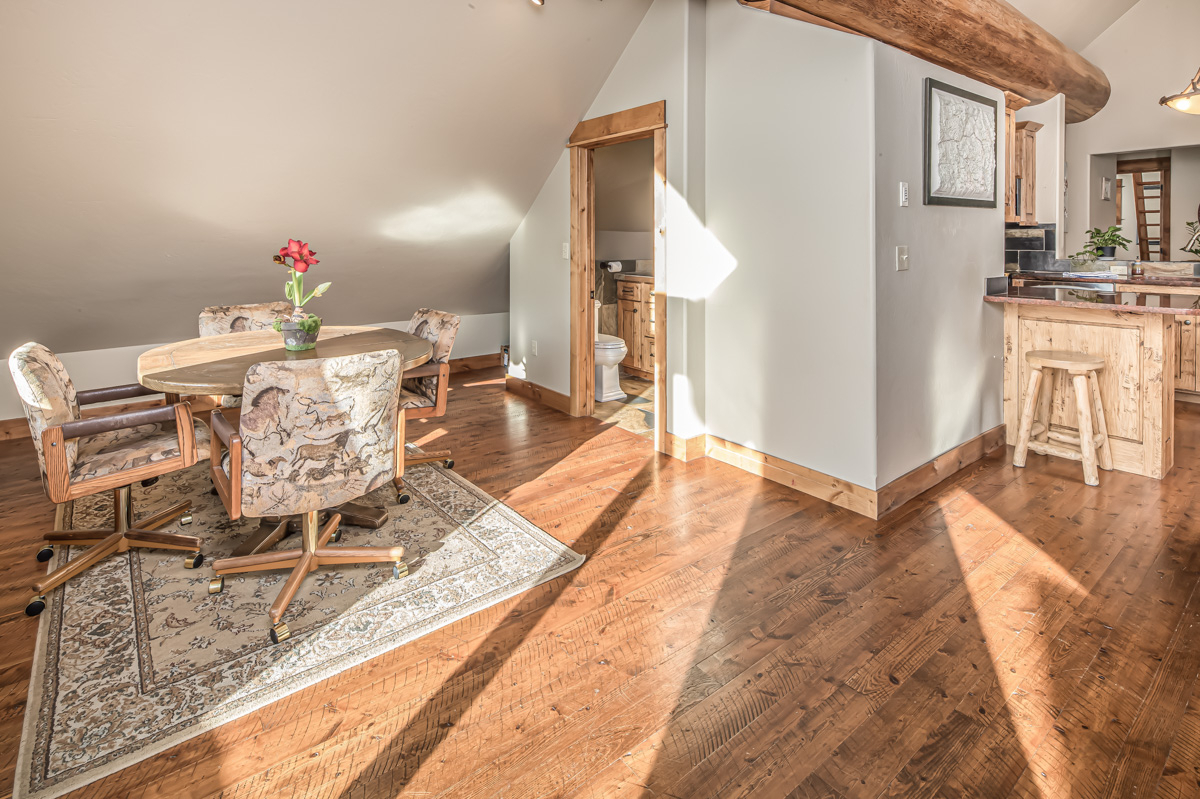 Moon Rider Ski Chalet Home rental - 37