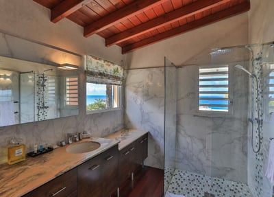 Luxury Villa Photo #27