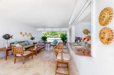 Luxury Villa Photo #9