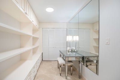 Luxury Villa Photo #85