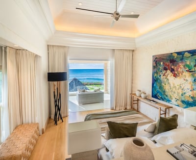 Luxury Villa Photo #22