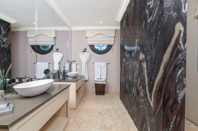 Luxury Villa Photo #72