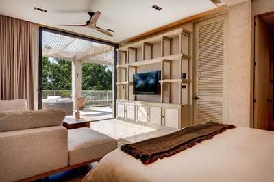 Luxury Villa Photo #38