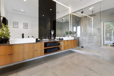 Luxury Villa Photo #30