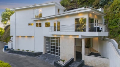 Luxury Villa Photo #4