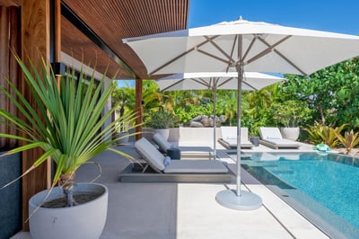 Luxury Villa Photo #9