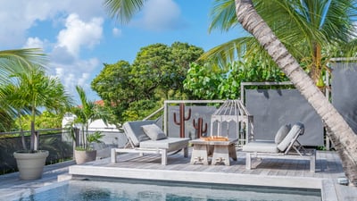 Luxury Villa Photo #17