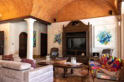 Luxury Villa Photo #24