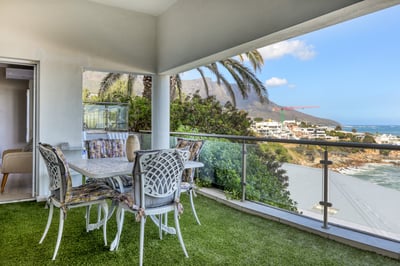 Luxury Villa Photo #7