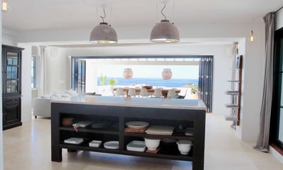Luxury Villa Photo #16