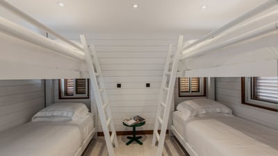 Luxury Villa Photo #37
