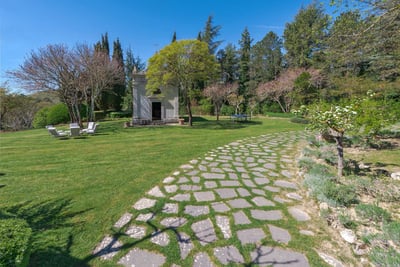 Luxury Villa Photo #5