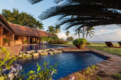 Luxury Villa Photo #3