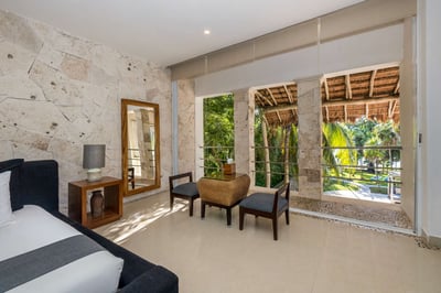 Luxury Villa Photo #24
