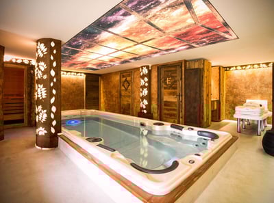 Luxury Villa Photo #7