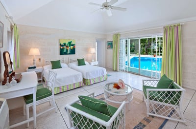 Luxury Villa Photo #11