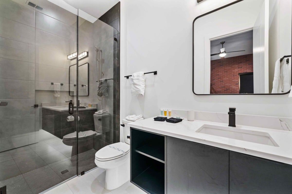 Reunion Royale Retreat