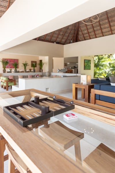 Luxury Villa Photo #26