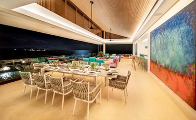 Luxury Villa Photo #26
