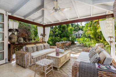 Luxury Villa Photo #5