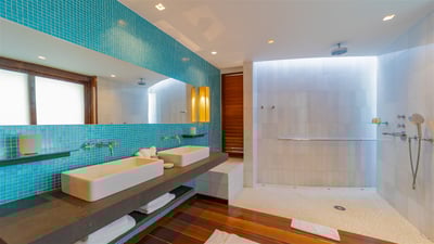 Luxury Villa Photo #50