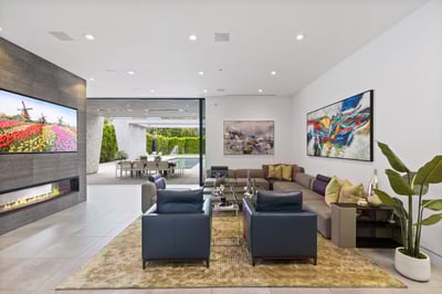 Luxury Villa Photo #20