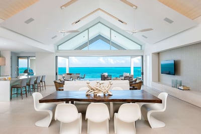 Luxury Villa Photo #13