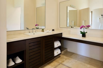 Luxury Villa Photo #27