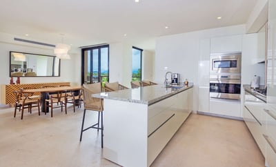 Luxury Villa Photo #8