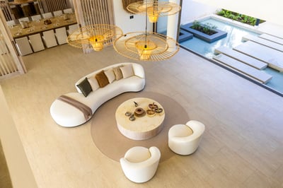 Luxury Villa Photo #18