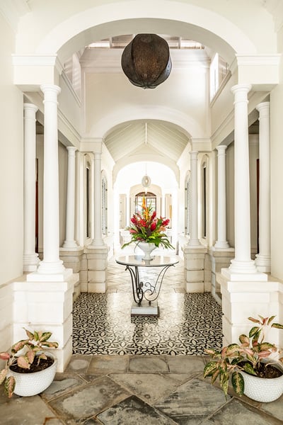 Luxury Villa Photo #10