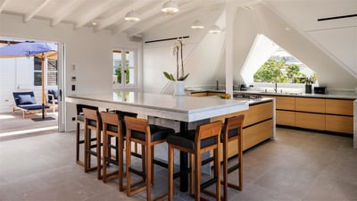 Kitchen & Dining Area