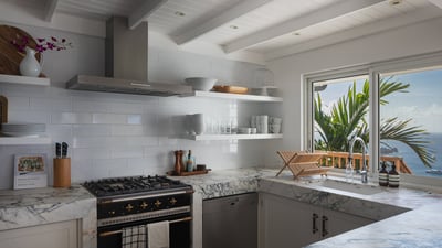 Kitchen & Dining Area: Fully equipped. Electric oven, gas stove, microwave, refrigerator, mixer, dis